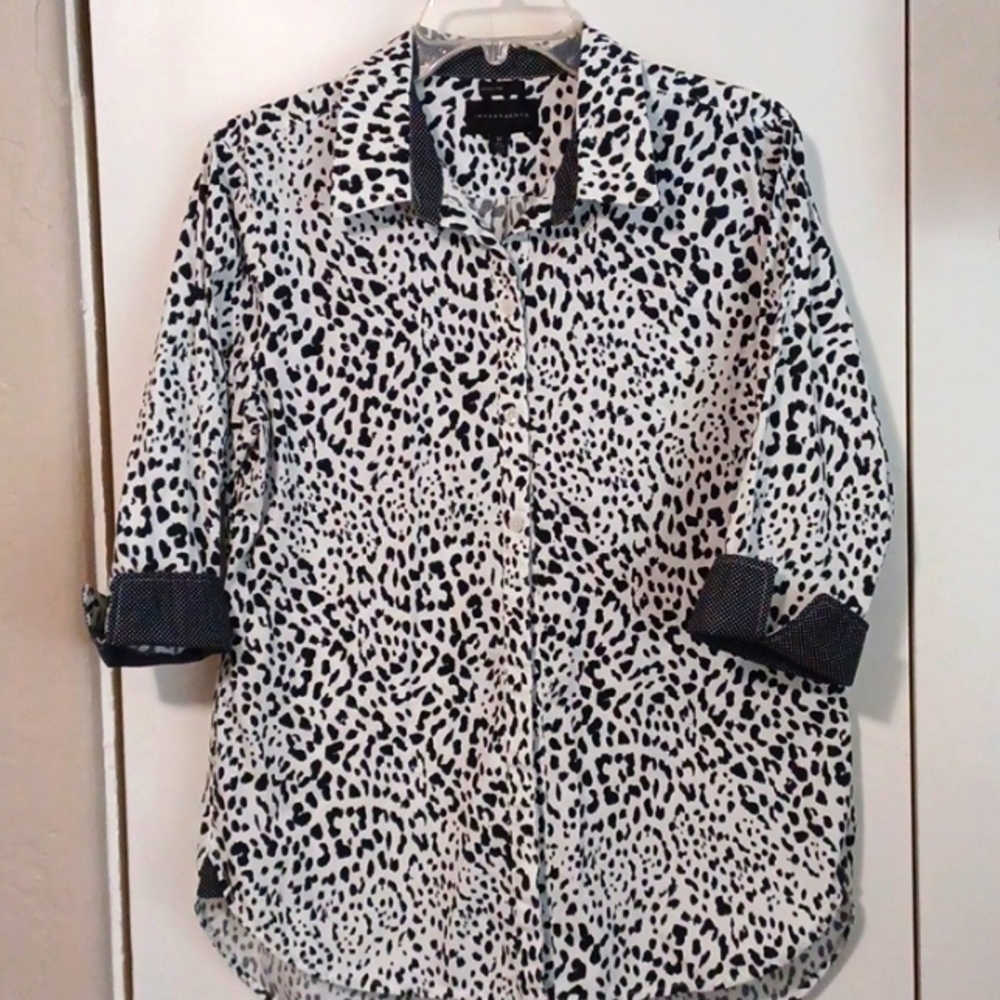 Investments Casual black and white animal print blouse Sz. 12